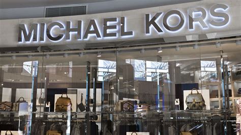 I worked at Michael Kors – the secret employees aren’t allowed to .